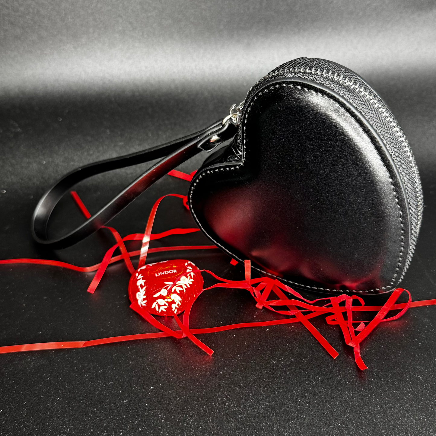 Dopamine Black Heart Bag